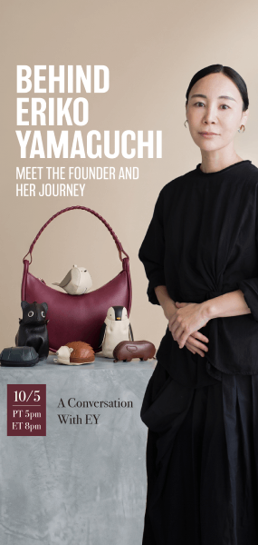 Behind Eriko Yamaguchi