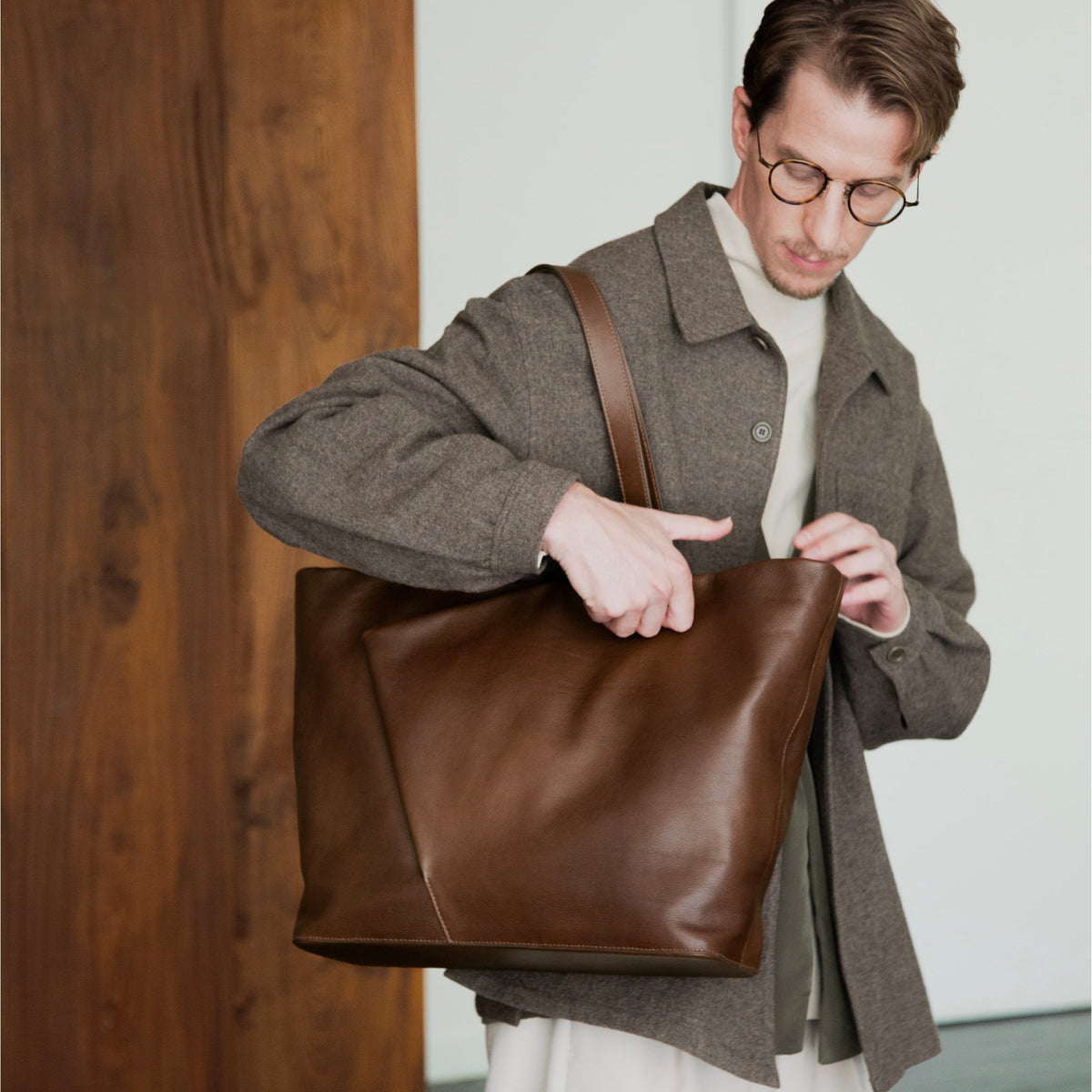 Fluid Tote L